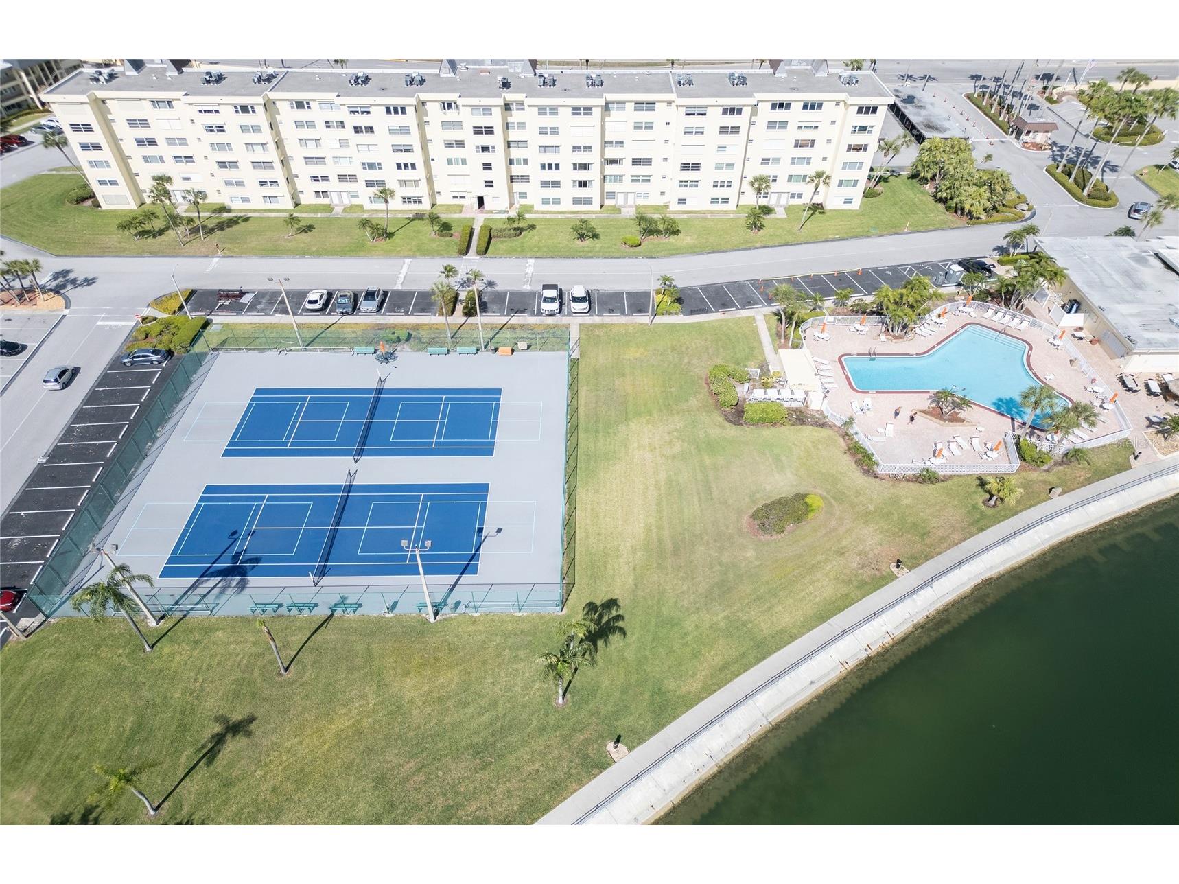 4775 Cove Circle #106 Saint Petersburg FL 33708 TB8496250 image46