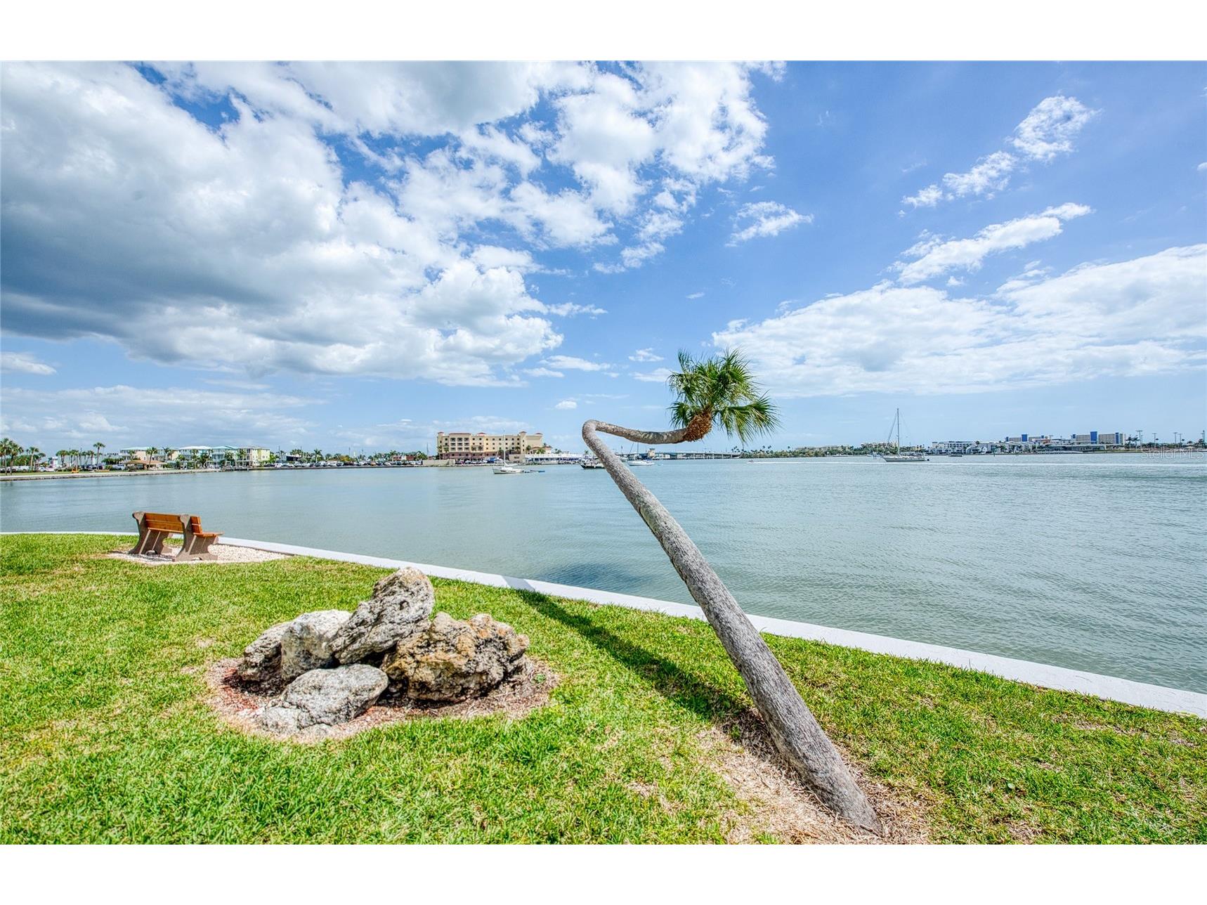 4775 Cove Circle #106 Saint Petersburg FL 33708 TB8496250 image6