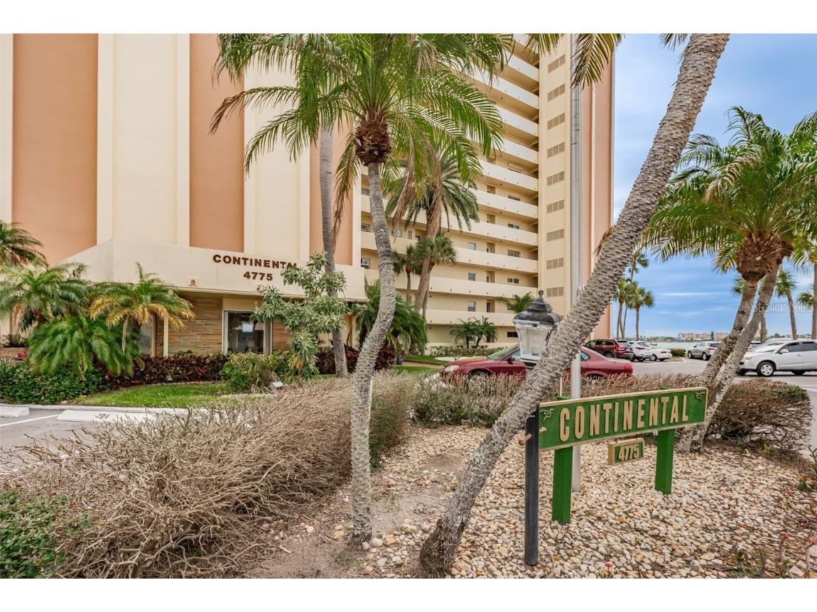 4775 Cove Circle #107 Saint Petersburg FL 33708 - BOCA CIEGA BAY U8236396 image1