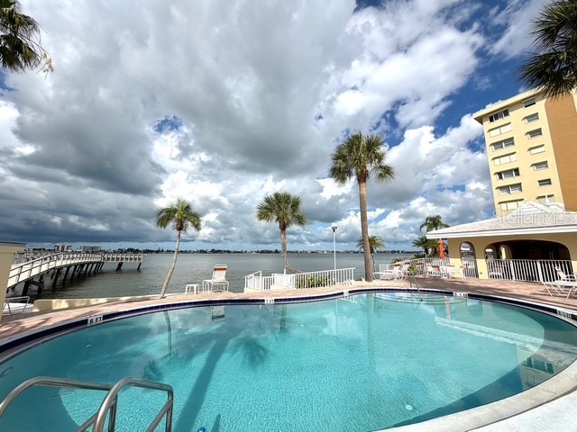 4775 Cove Circle #1102 Saint Petersburg FL 33708 TB8508451 image19