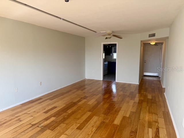 4775 Cove Circle #1102 Saint Petersburg FL 33708 TB8508451 image7