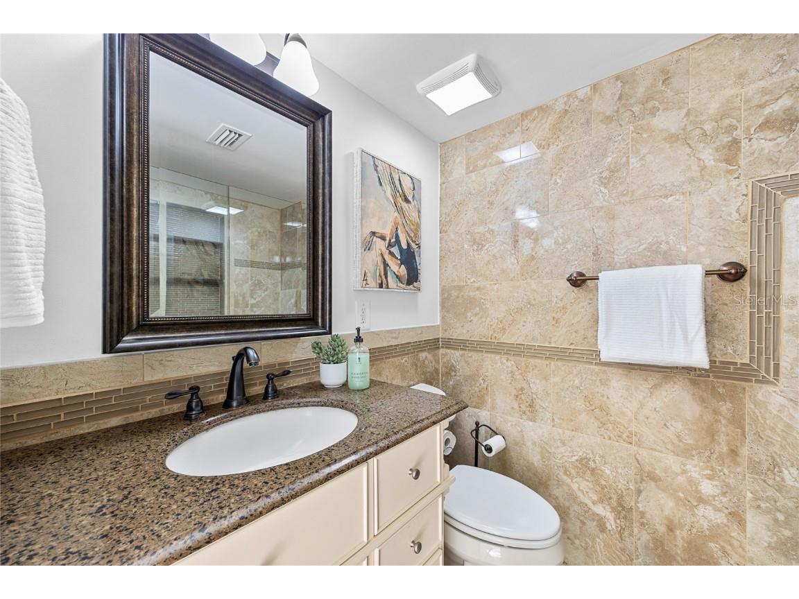 4775 Cove Circle #203 Saint Petersburg FL 33708 TB8449091 image16