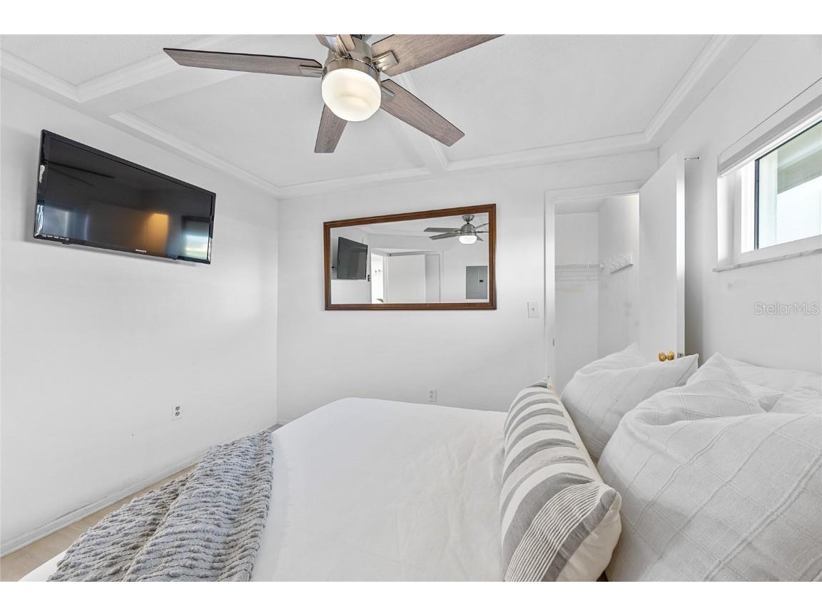 4775 Cove Circle #203 Saint Petersburg FL 33708 TB8449091 image22