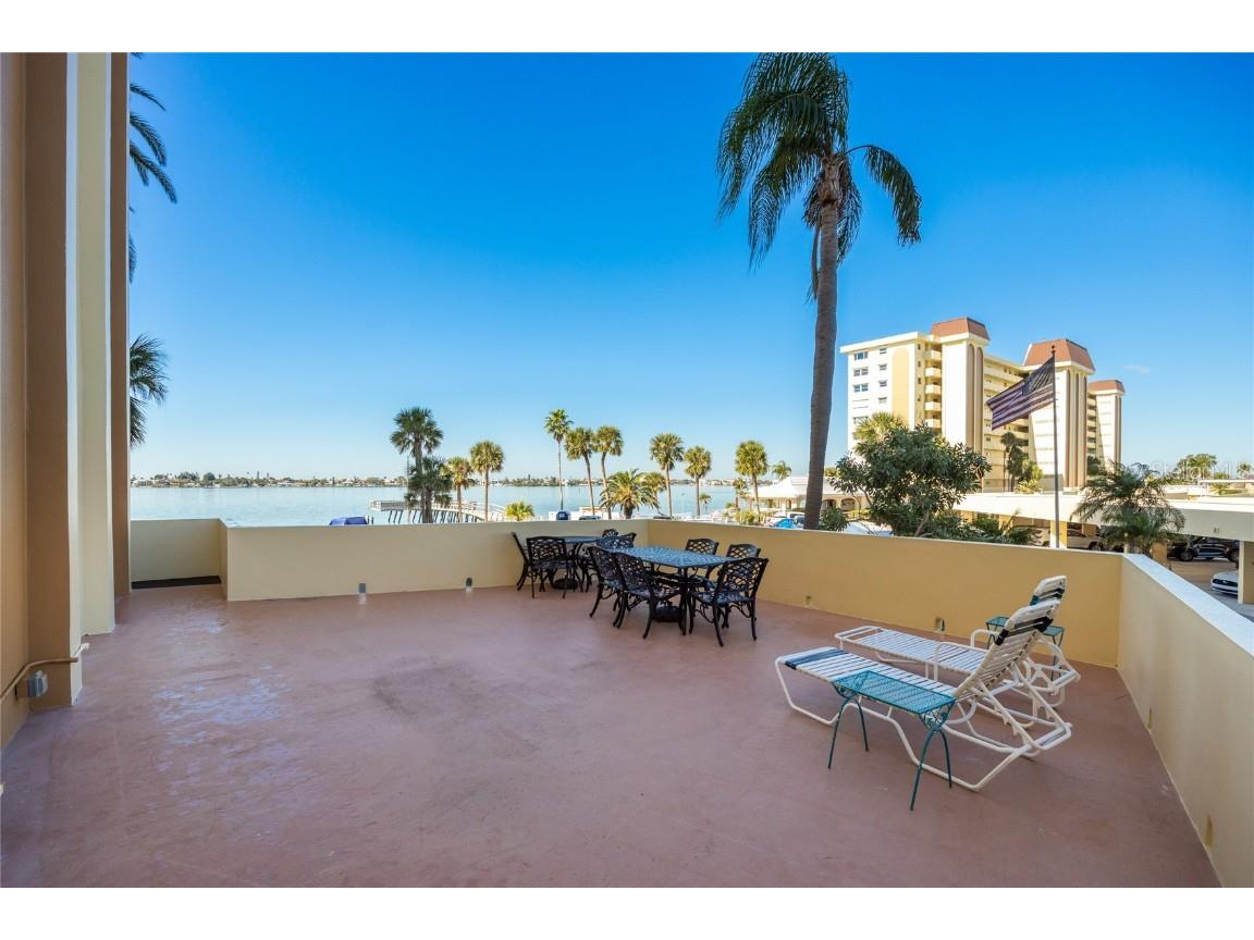 4775 Cove Circle #203 Saint Petersburg FL 33708 TB8449091 image32