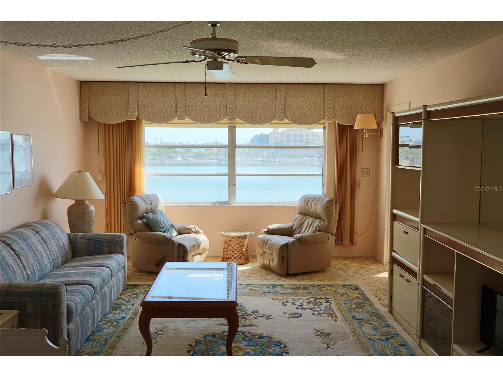 4775 Cove Circle #403 Saint Petersburg FL 33708 - BOCA CIEGA BAY TB8413859 image3