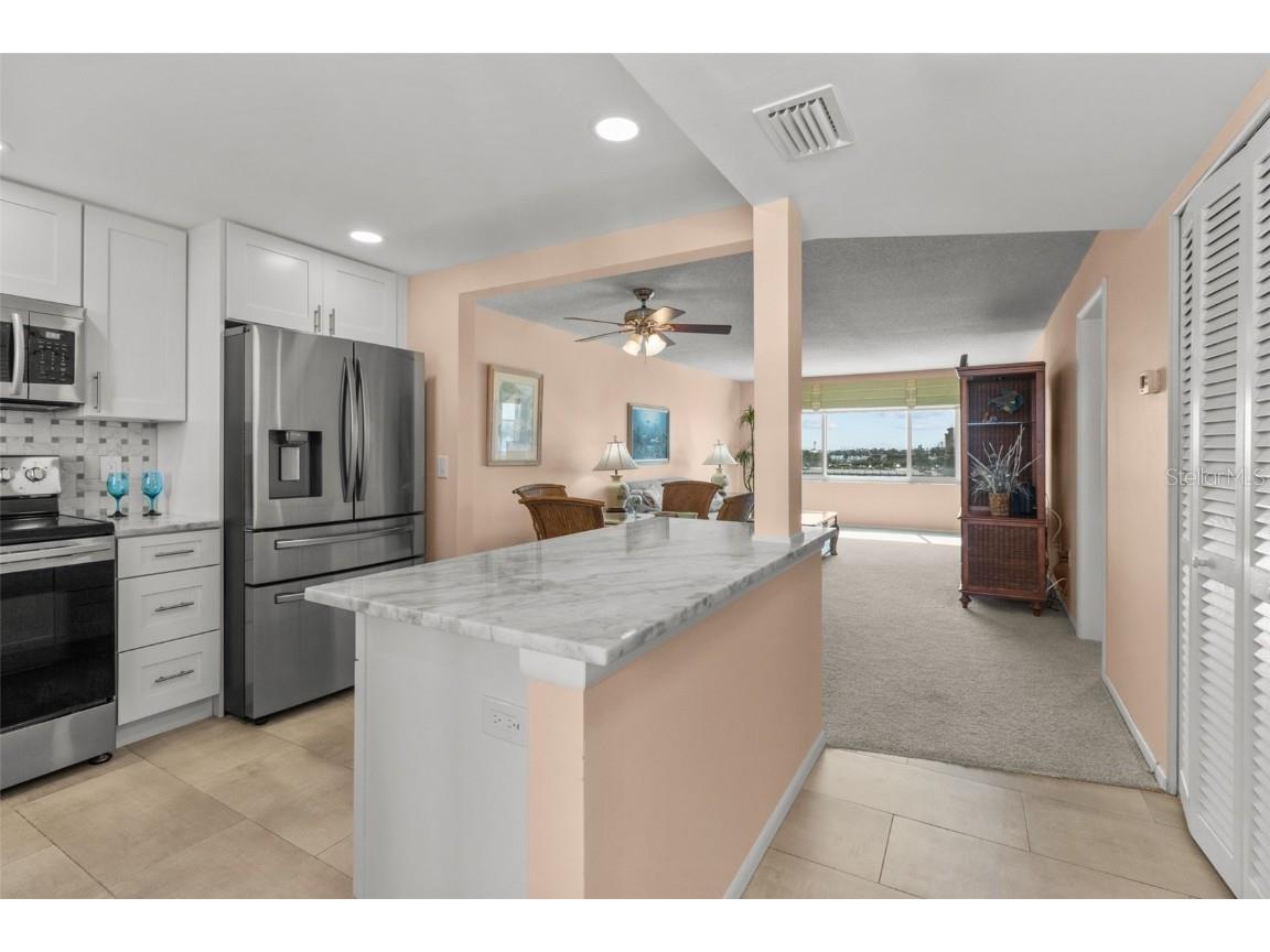 4775 Cove Circle #407 Saint Petersburg FL 33708 - BOCA CIEGA BAY TB8430023 image7