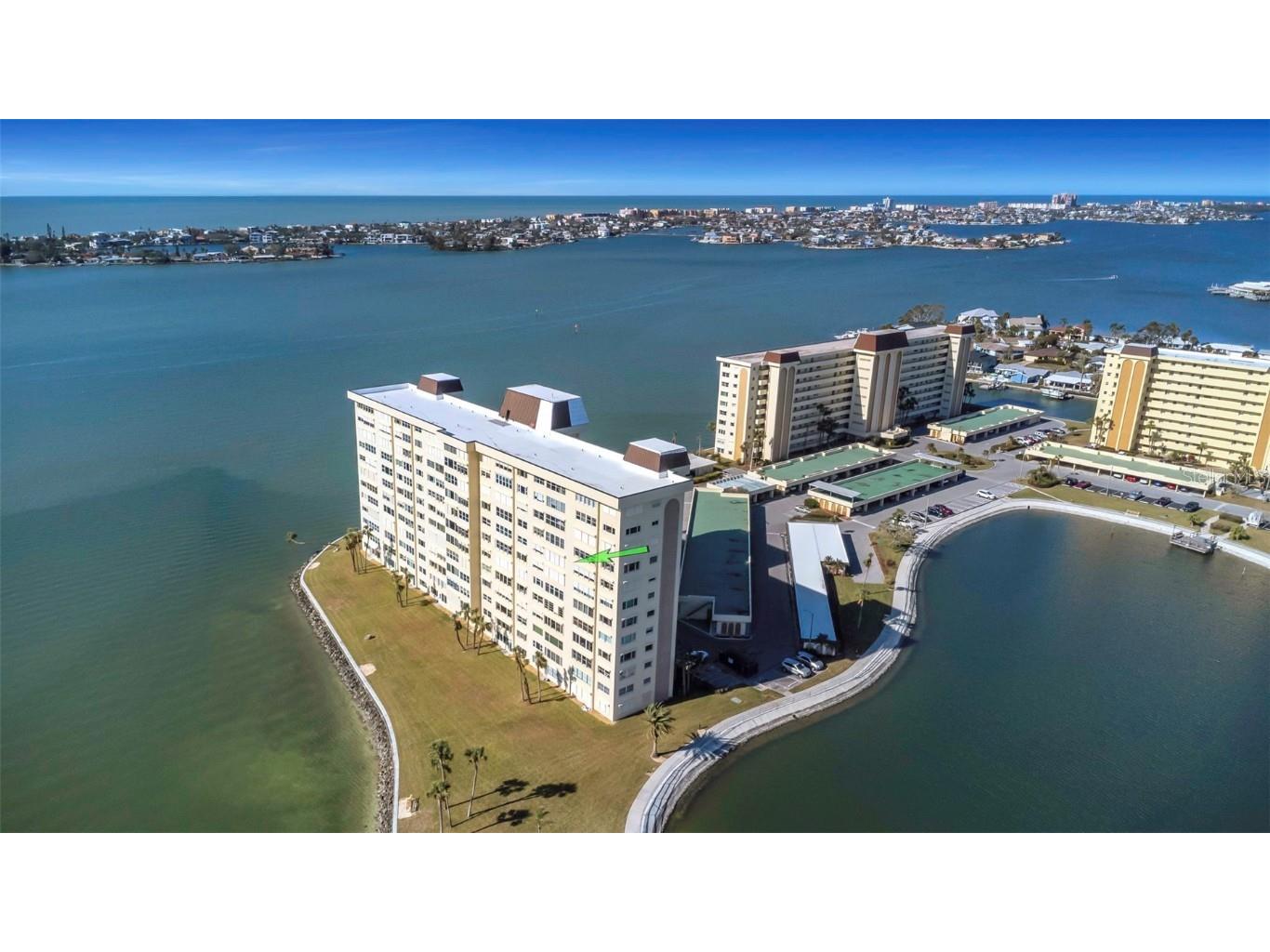 4775 Cove Circle #802 Saint Petersburg FL 33708 TB8337250 image1