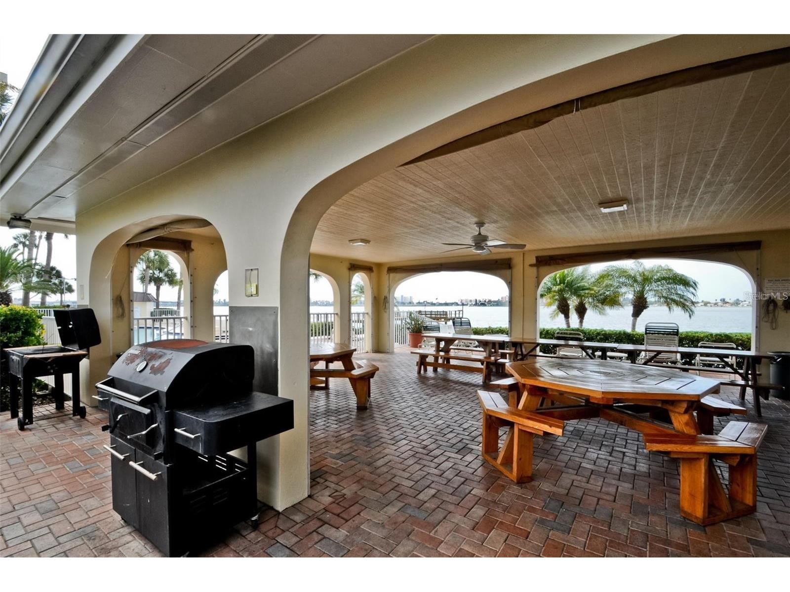 4775 Cove Circle #904 Saint Petersburg FL 33708 - BOCA CIEGA TB8466135 image46