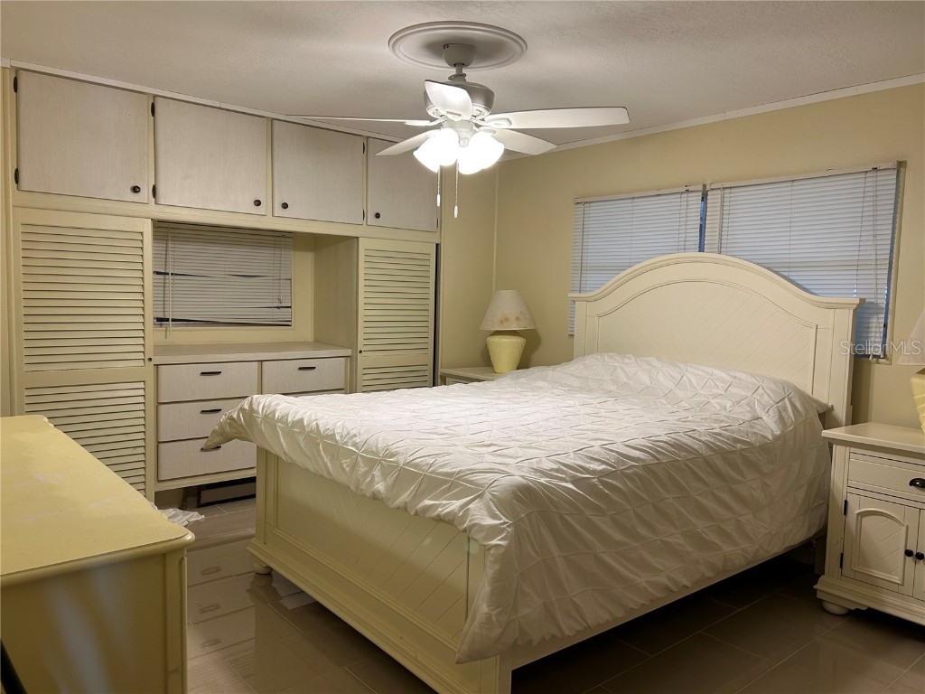 4775 Tri Par Drive Sarasota FL 34234 A4670737 image11