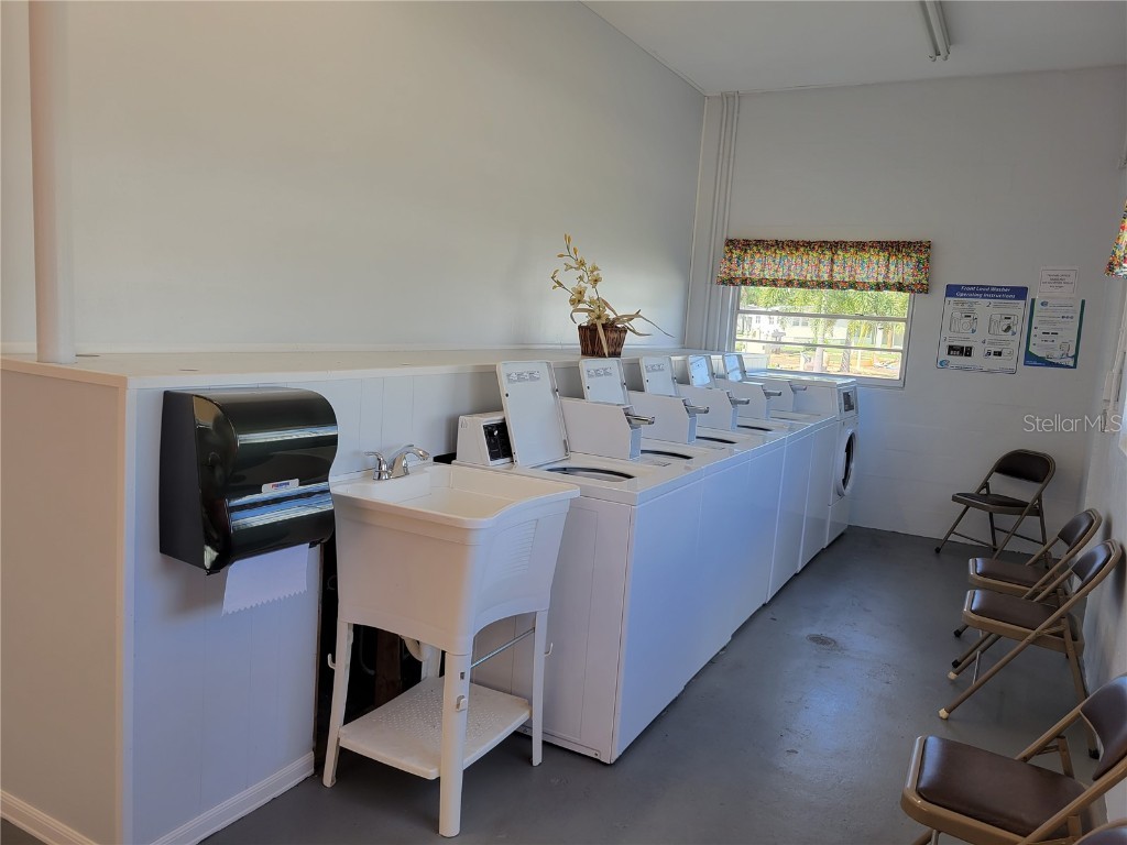 4775 Tri Par Drive Sarasota FL 34234 A4670737 image45