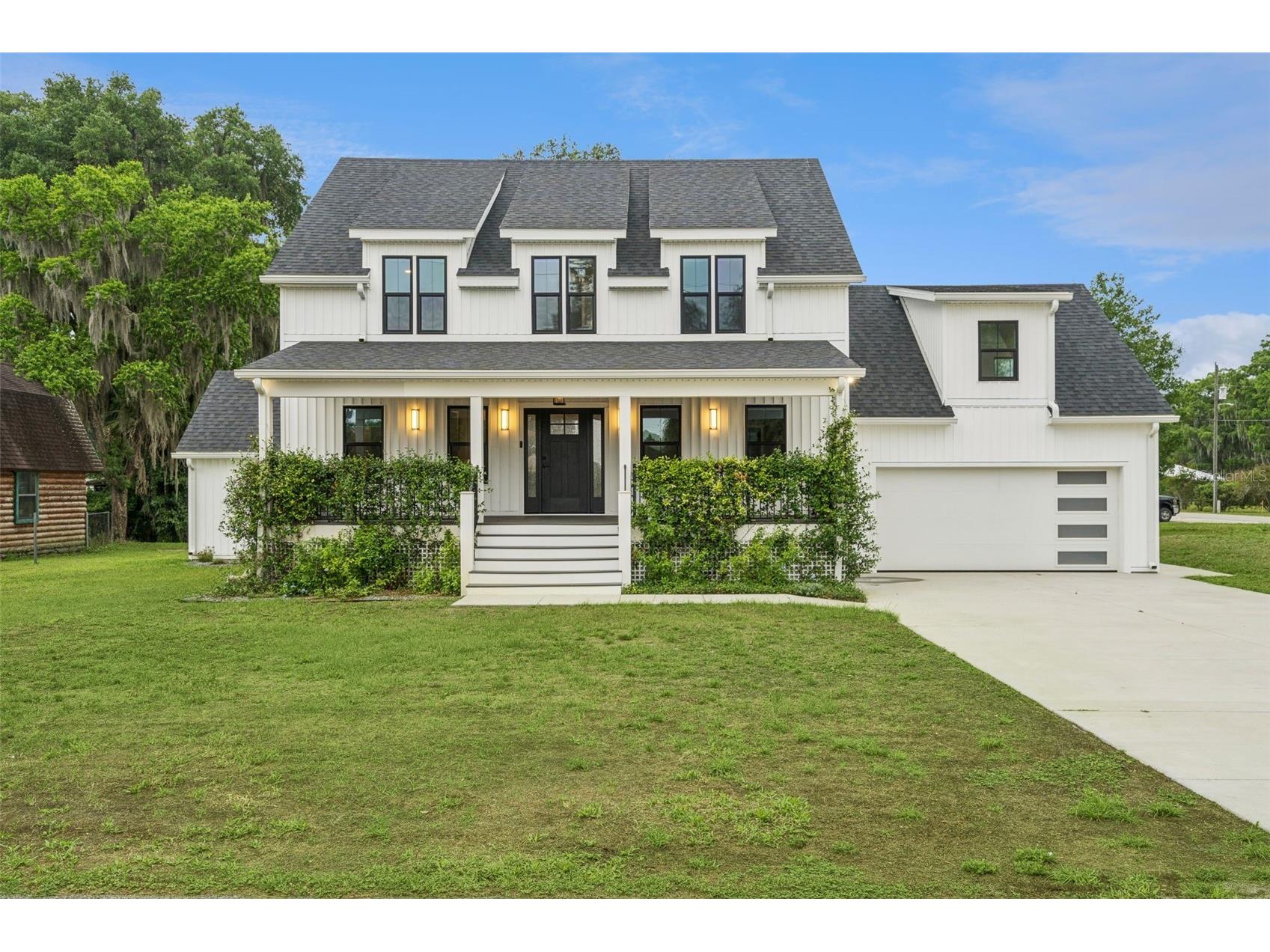 4777 Cr 306a Lake Panasoffkee FL 33538 OM724676 image1