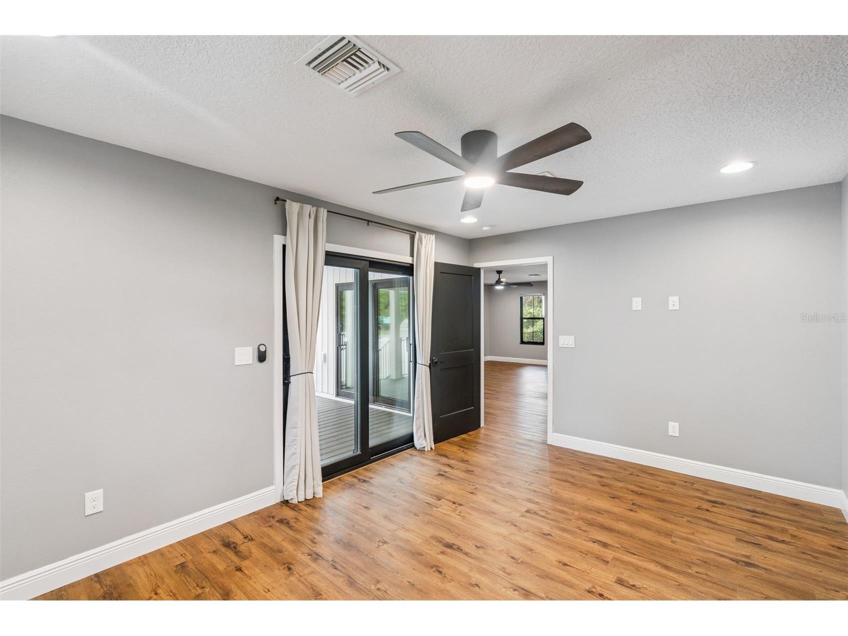 4777 Cr 306a Lake Panasoffkee FL 33538 OM724676 image36