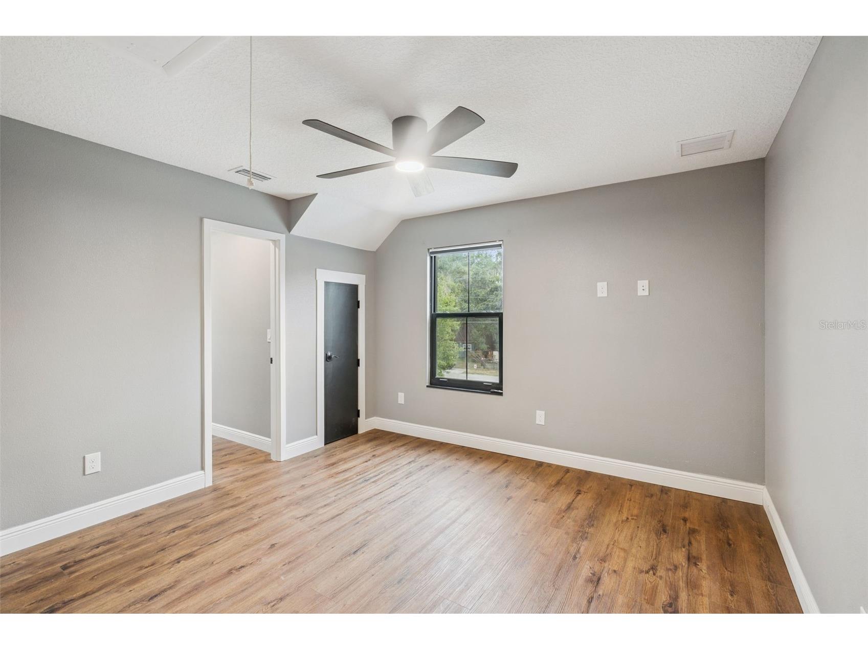 4777 Cr 306a Lake Panasoffkee FL 33538 OM724676 image37