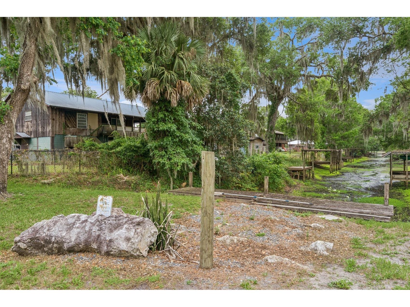 4777 Cr 306a Lake Panasoffkee FL 33538 OM724676 image72