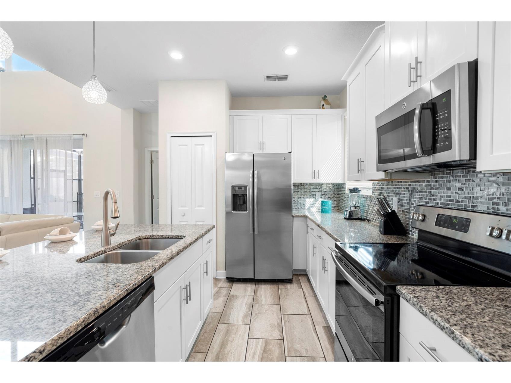 4778 Kings Castle Circle Kissimmee FL 34746 P4937505 image33