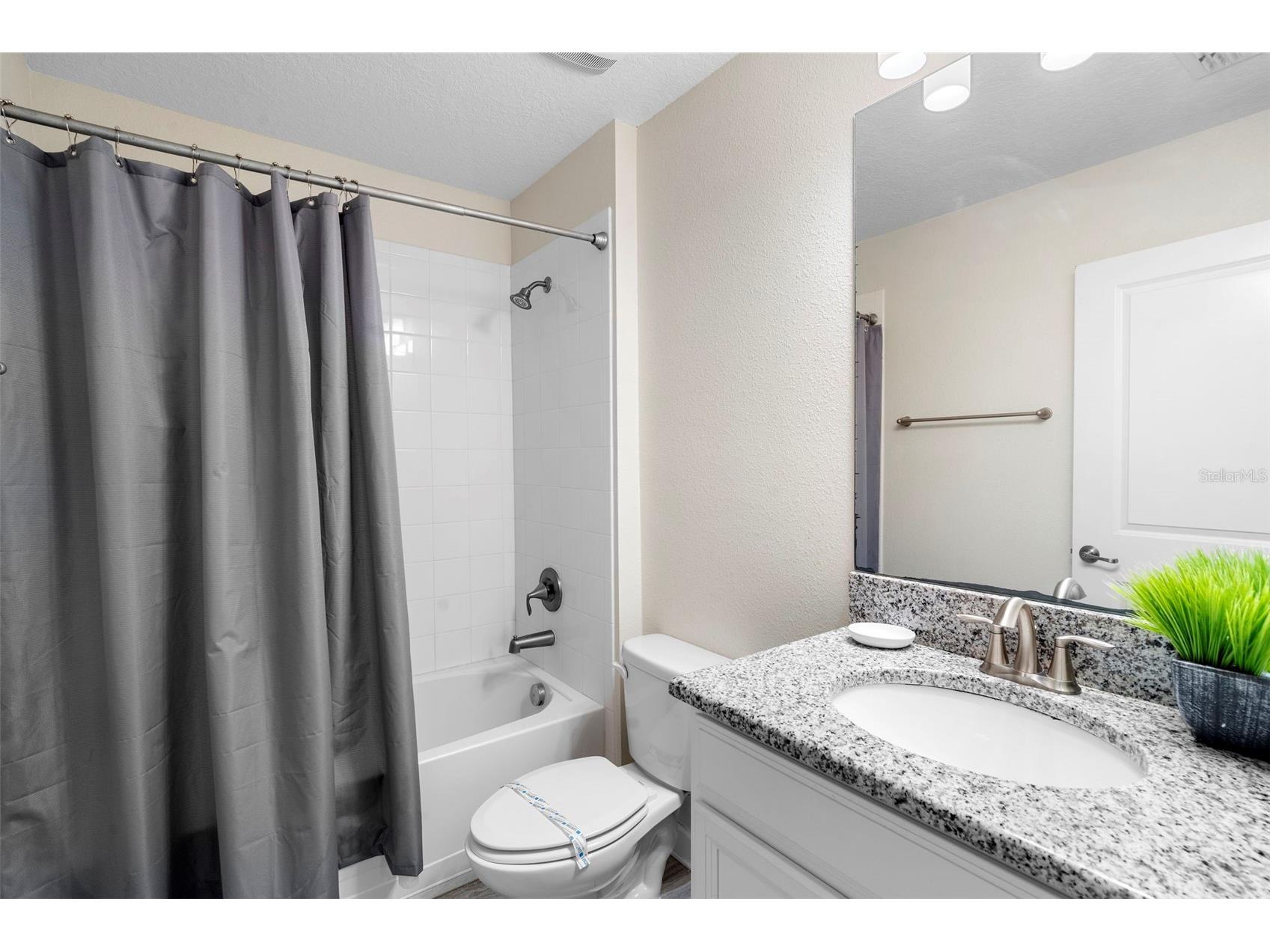 4778 Kings Castle Circle Kissimmee FL 34746 P4937505 image42