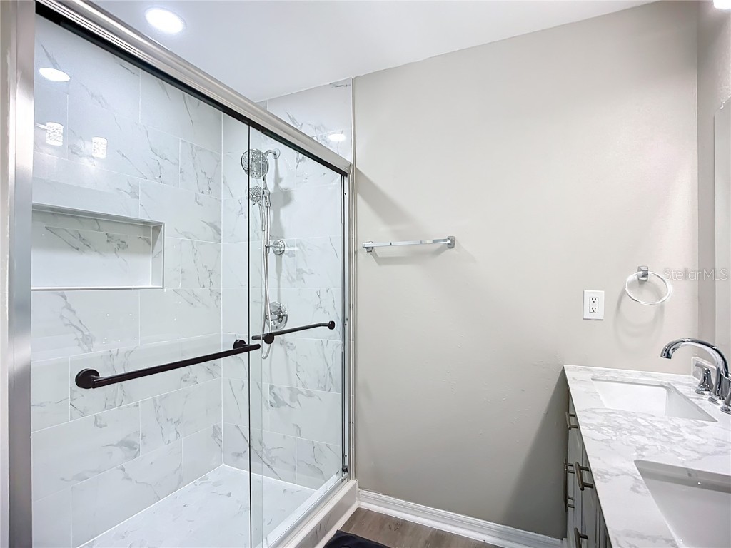 4779 Maid Marian Lane Sarasota FL 34232 A4672211 image36