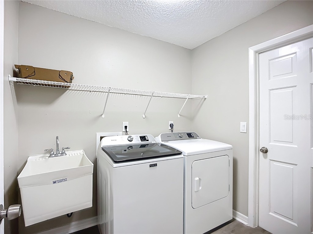 4779 Maid Marian Lane Sarasota FL 34232 A4672211 image42