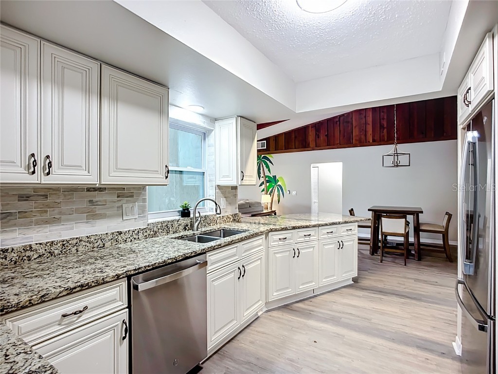 4779 Maid Marian Lane Sarasota FL 34232 A4672211 image5