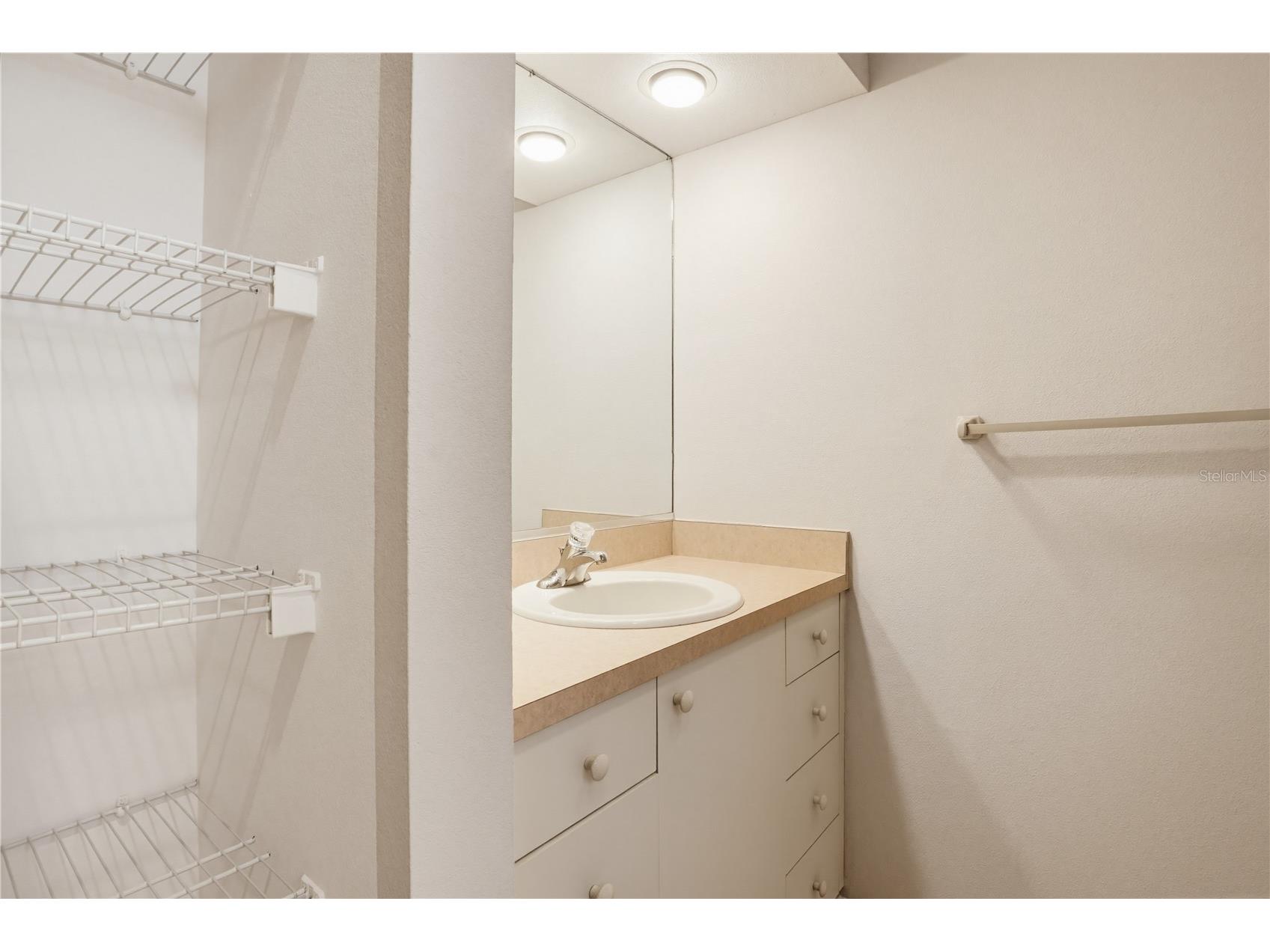 4779 Tivoli Place Sarasota FL 34235 A4693816 image13