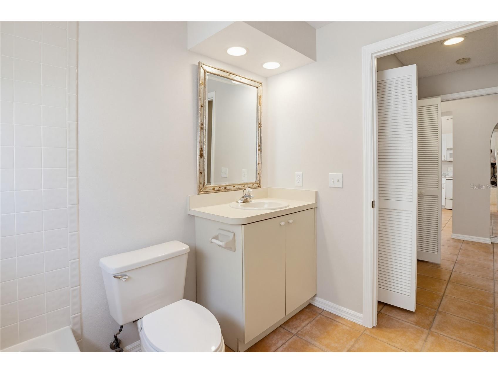 4779 Tivoli Place Sarasota FL 34235 A4693816 image17