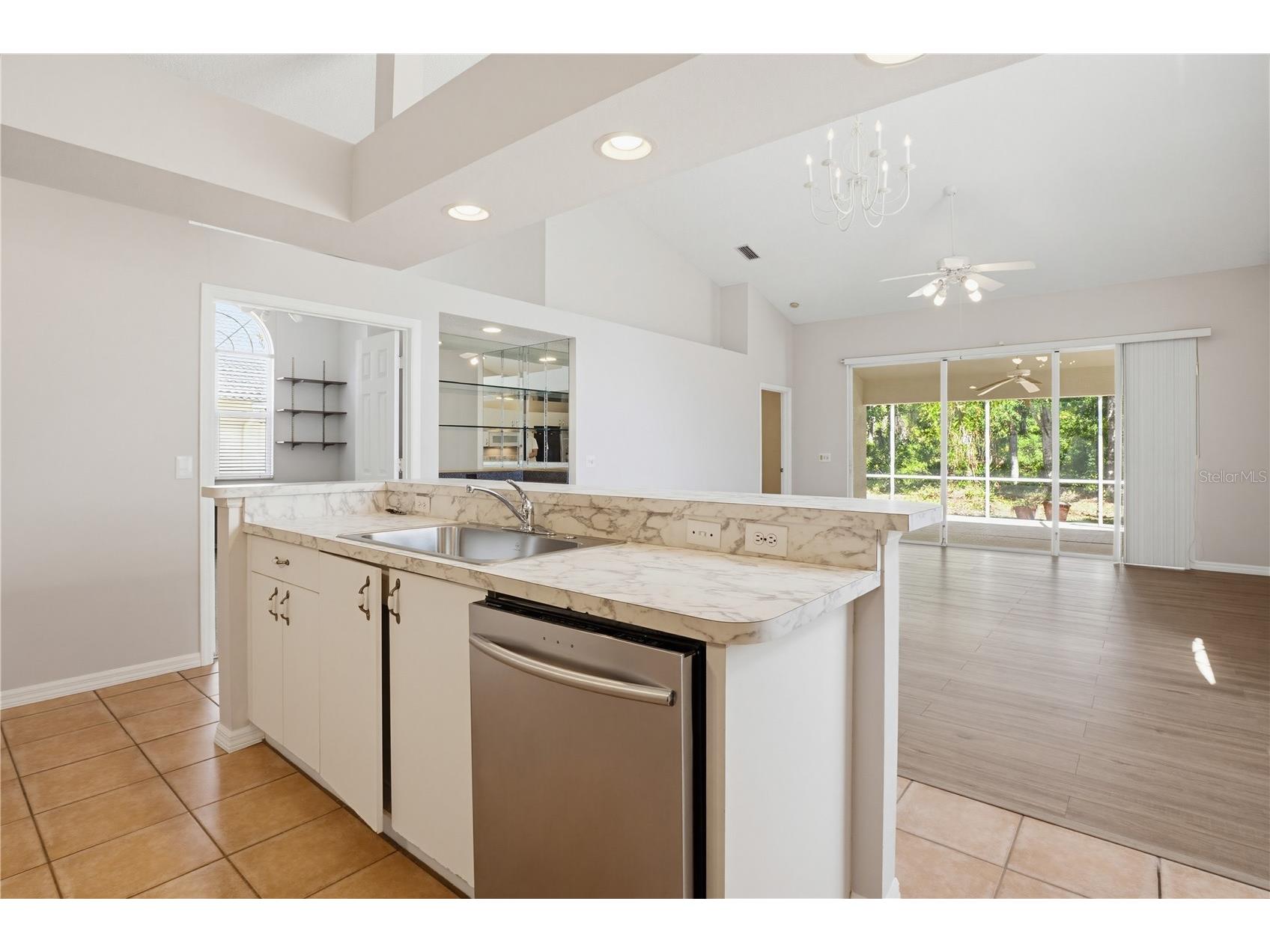 4779 Tivoli Place Sarasota FL 34235 A4693816 image6