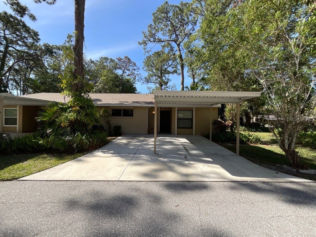 4779 Village Gardens Drive #100 Sarasota FL 34234 O6100248 image1