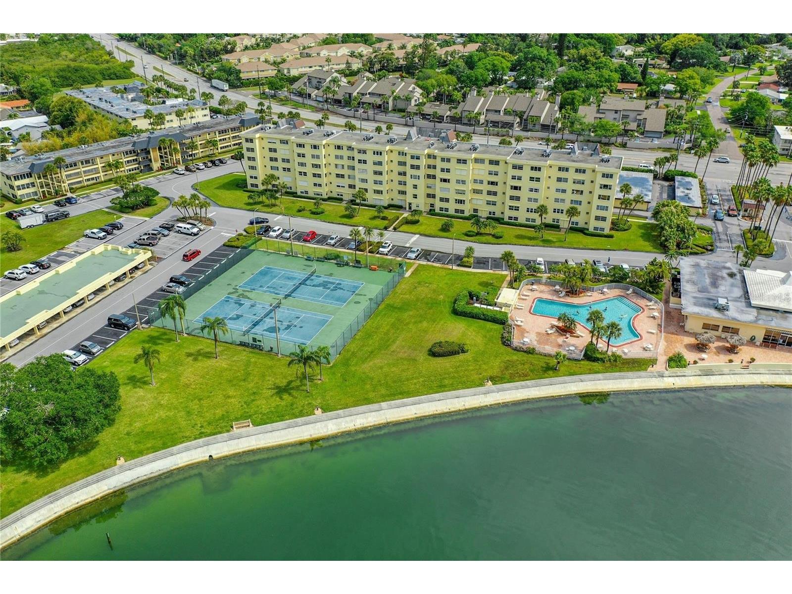 4780 Cove Circle #101 Saint Petersburg FL 33708 TB8519523 image17