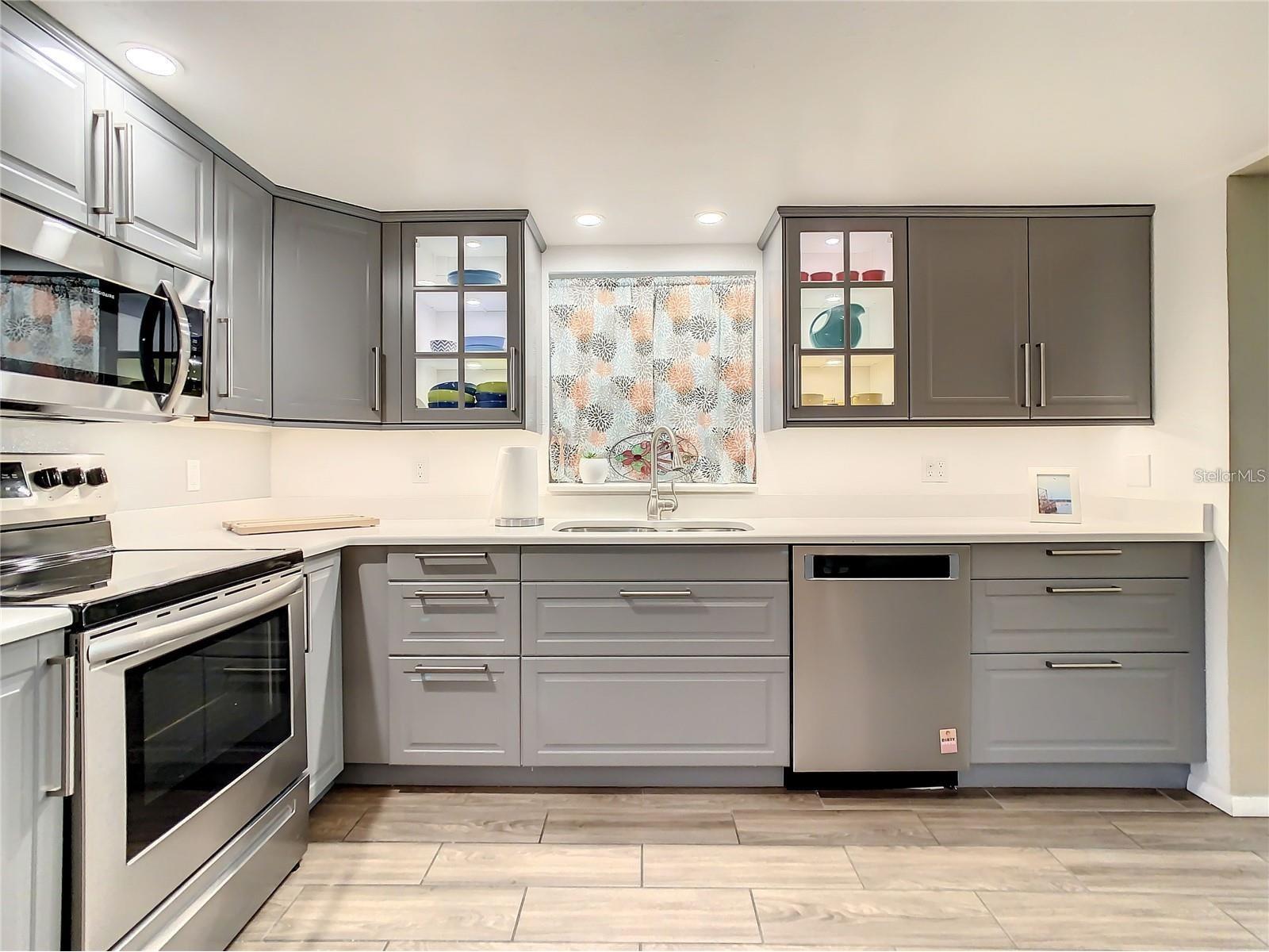 4780 Cove Circle #101 Saint Petersburg FL 33708 TB8519523 image7