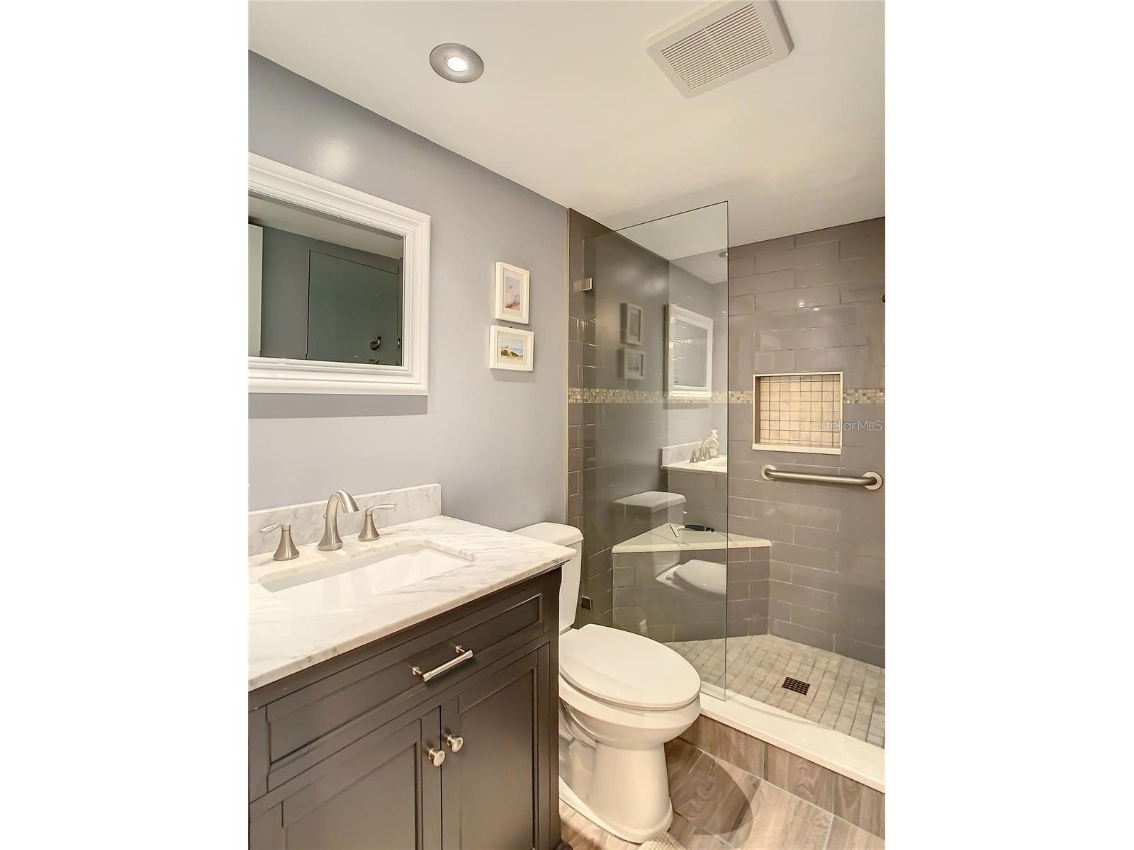 4780 Cove Circle #101 Saint Petersburg FL 33708 TB8519523 image9