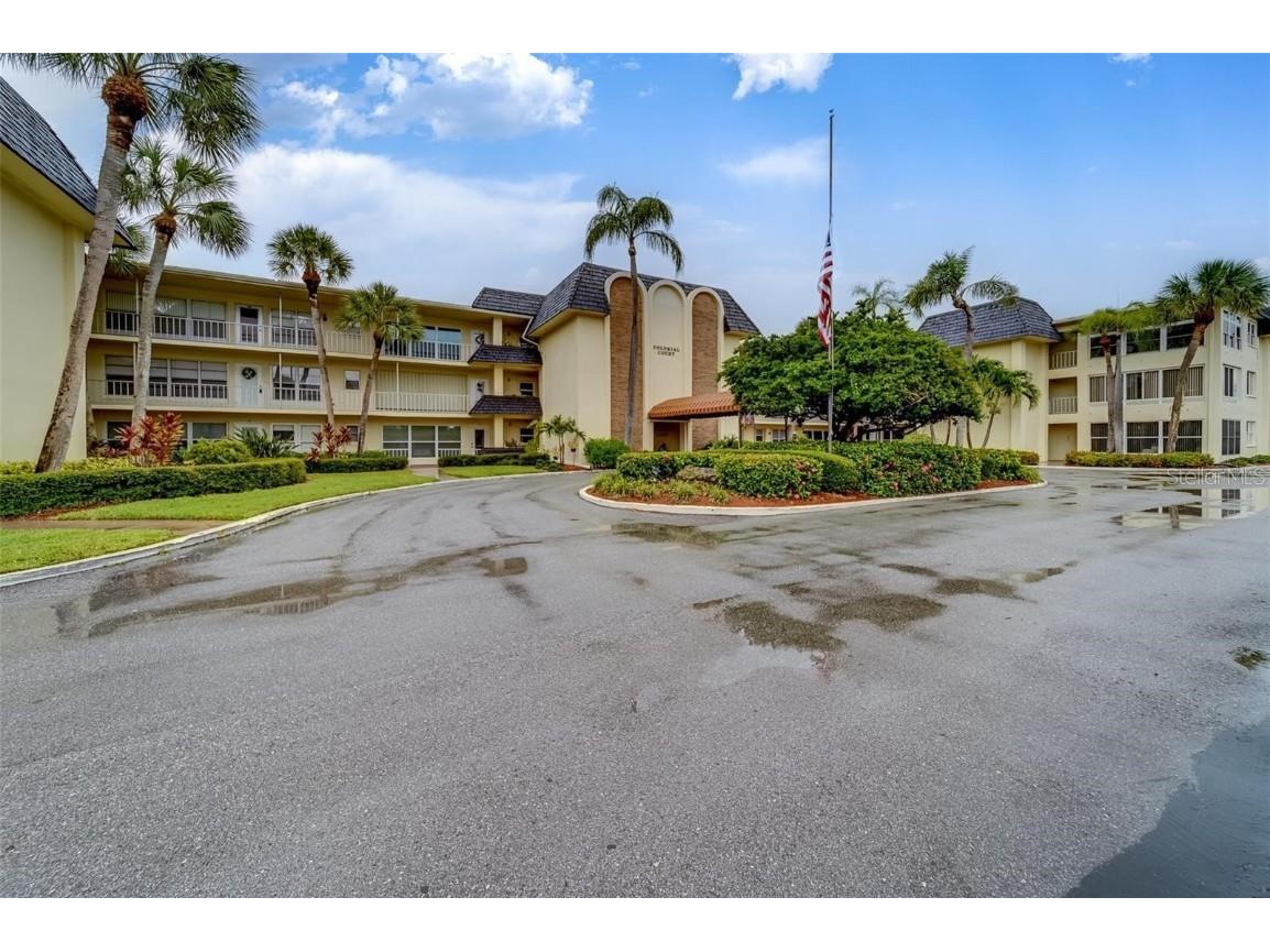 4780 Cove Circle #209 Saint Petersburg FL 33708 - BOCA CIEGA BAY TB8339414 image1