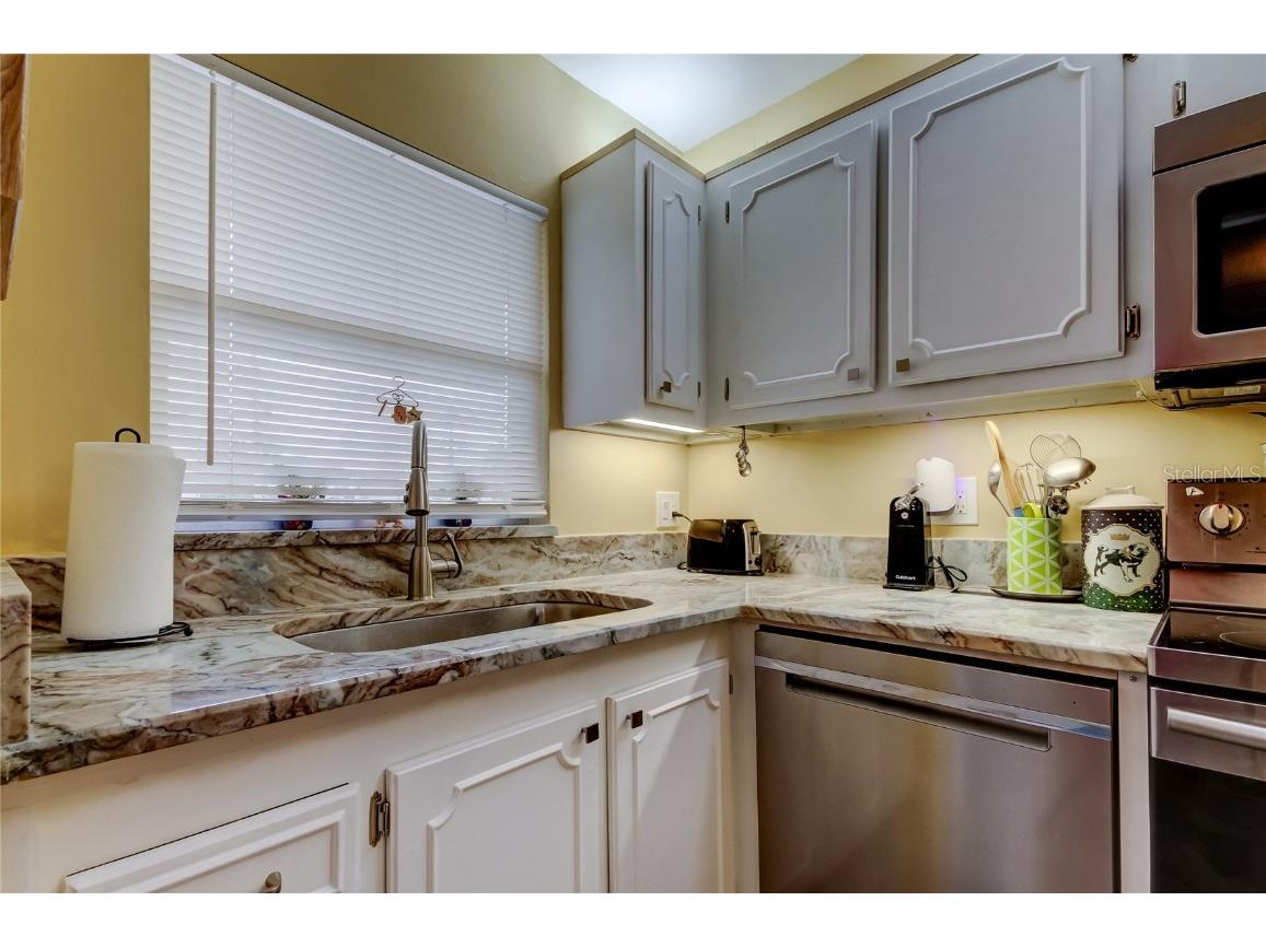 4780 Cove Circle #209 Saint Petersburg FL 33708 - BOCA CIEGA BAY TB8339414 image20