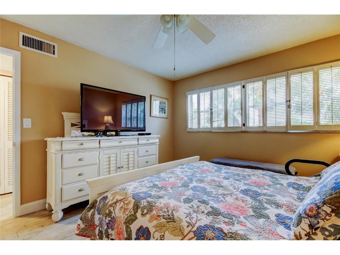 4780 Cove Circle #209 Saint Petersburg FL 33708 - BOCA CIEGA BAY TB8339414 image6