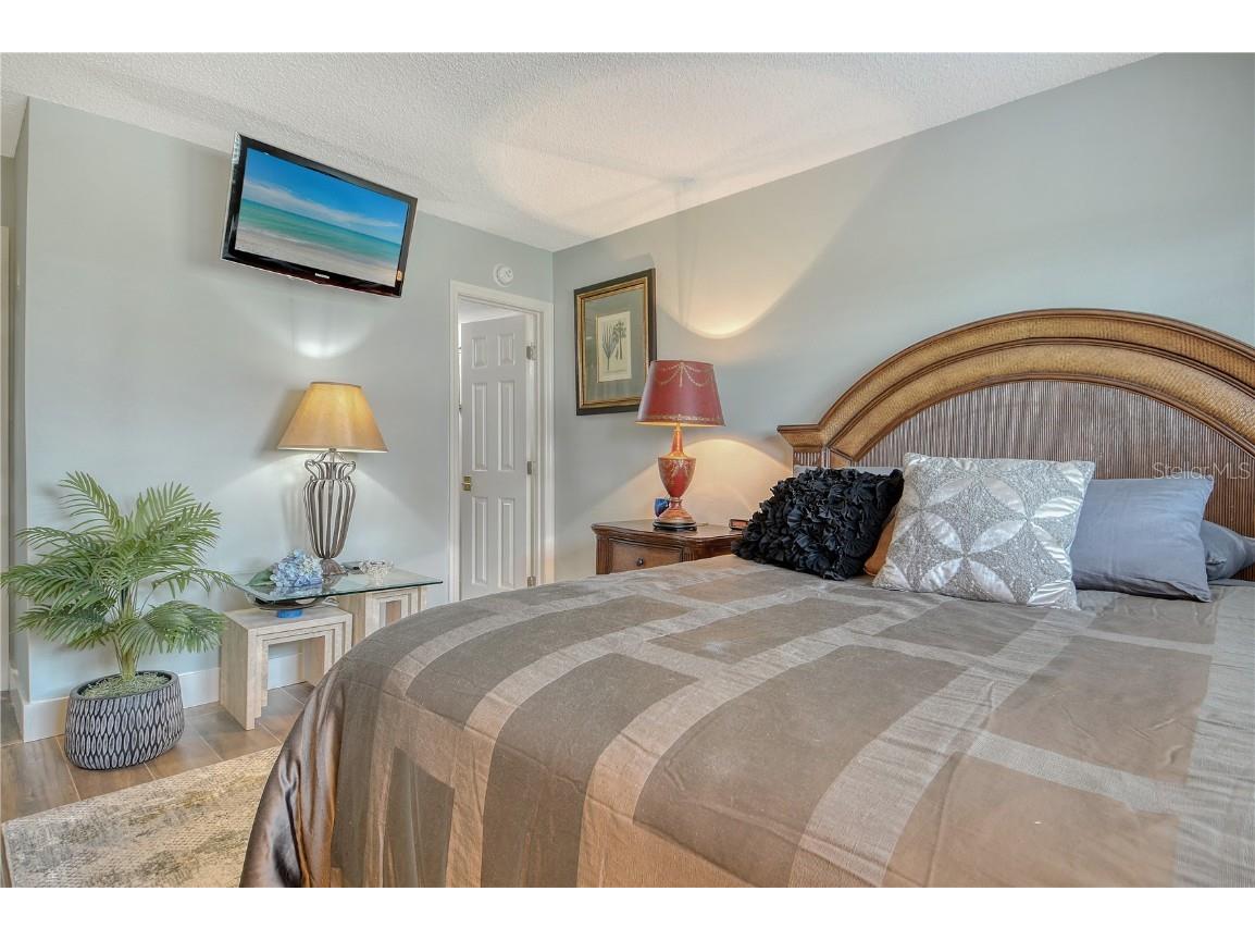 4780 Gulf Of Mexico Dr. Villa 5 Longboat Key FL 34228 - SARASOTA BAY ICW A4668115 image16