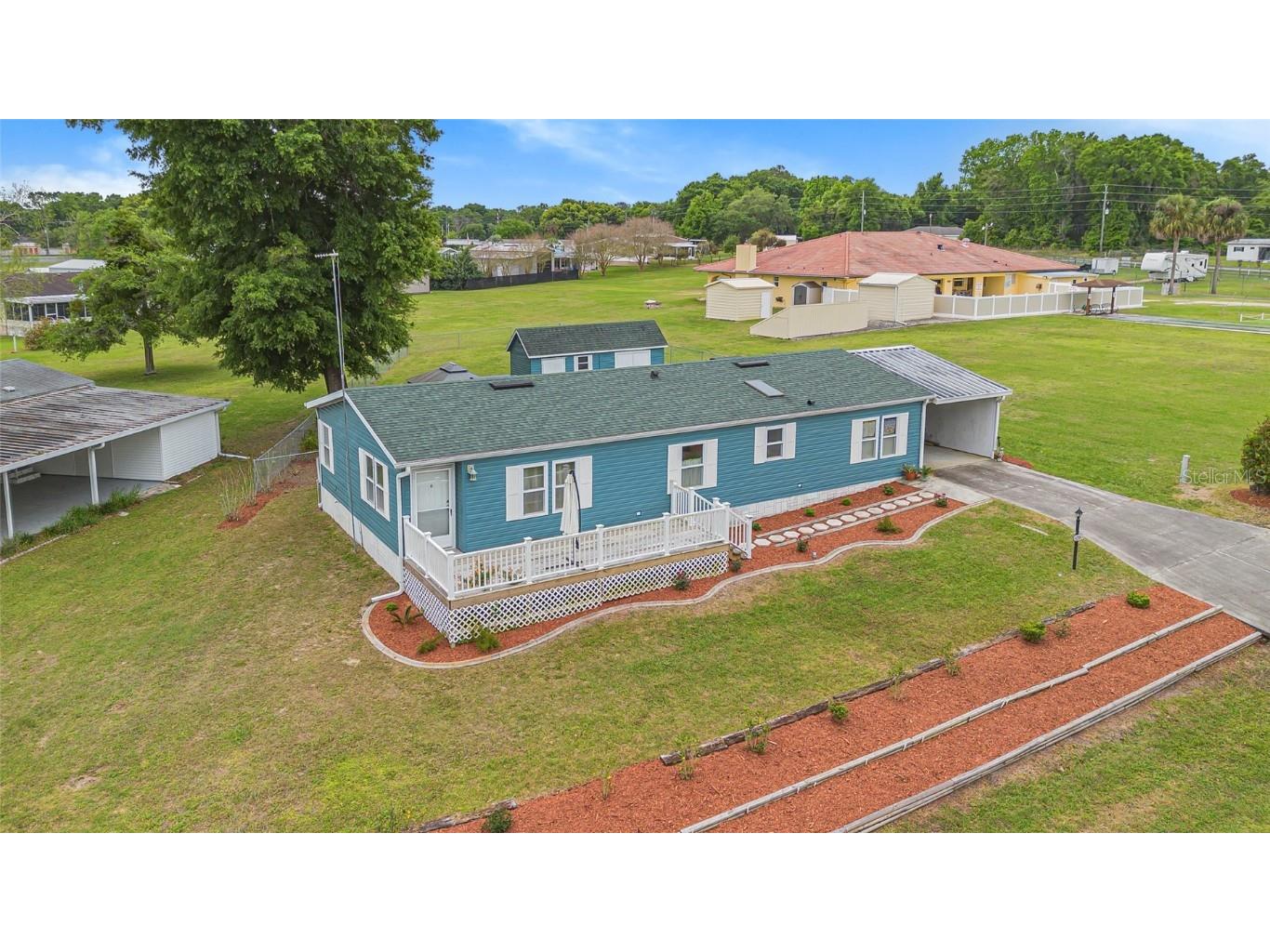 4780 SE 132nd Place Belleview FL 34420 OM675802 image1