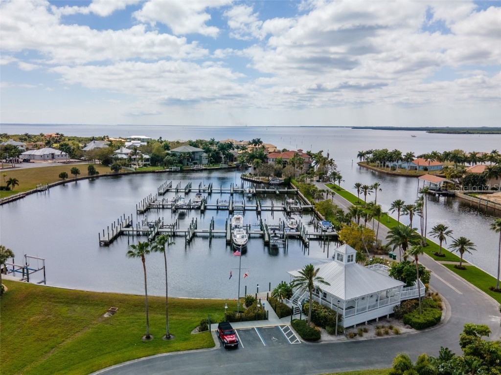 4781 Harbor Point Court Port Charlotte FL 33952 - CHARLOTTE HARBOR D6144939 image2