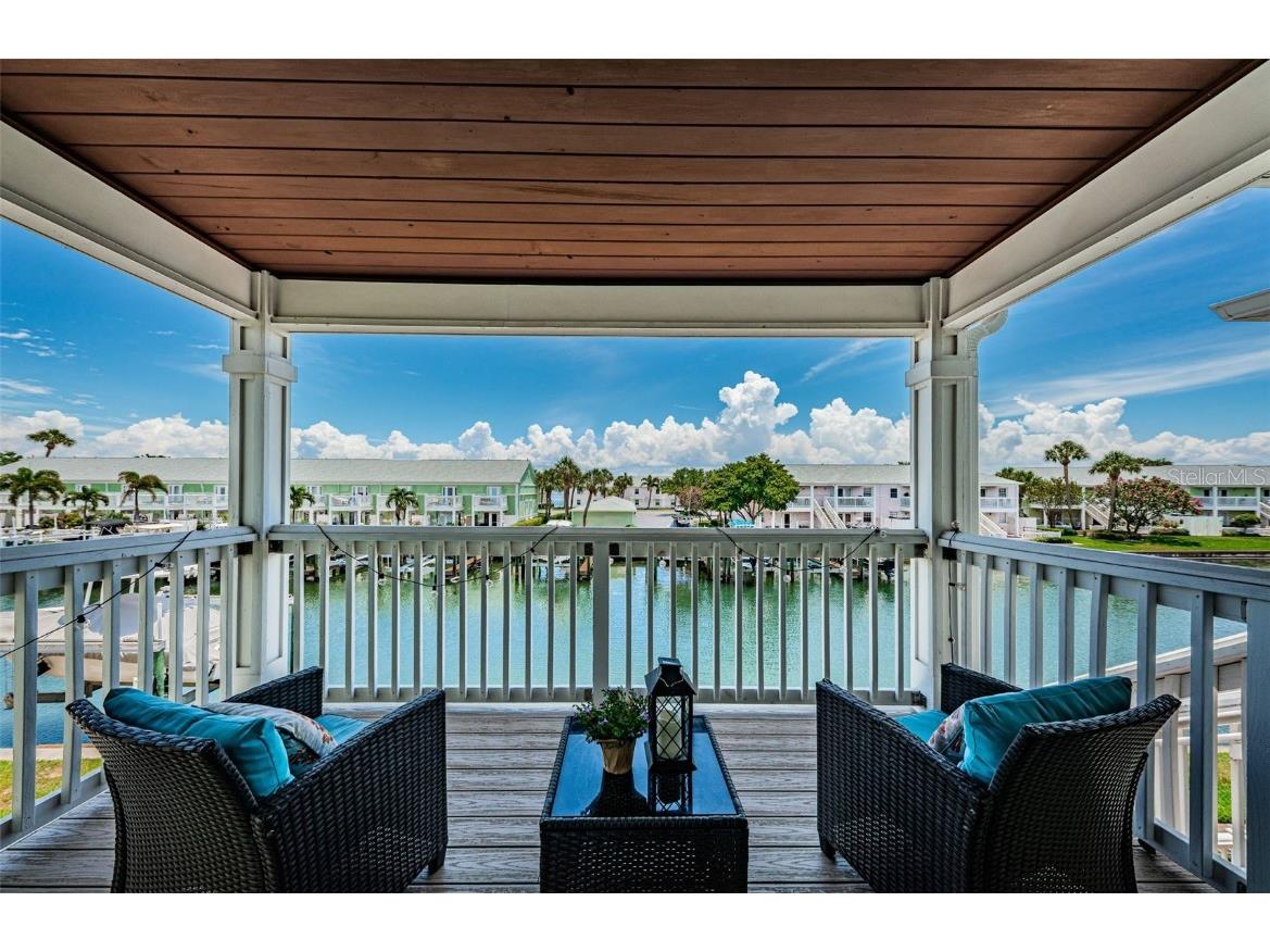4784 Beach Drive SE #C Saint Petersburg FL 33705 - TAMPA BAY U8202061 image1