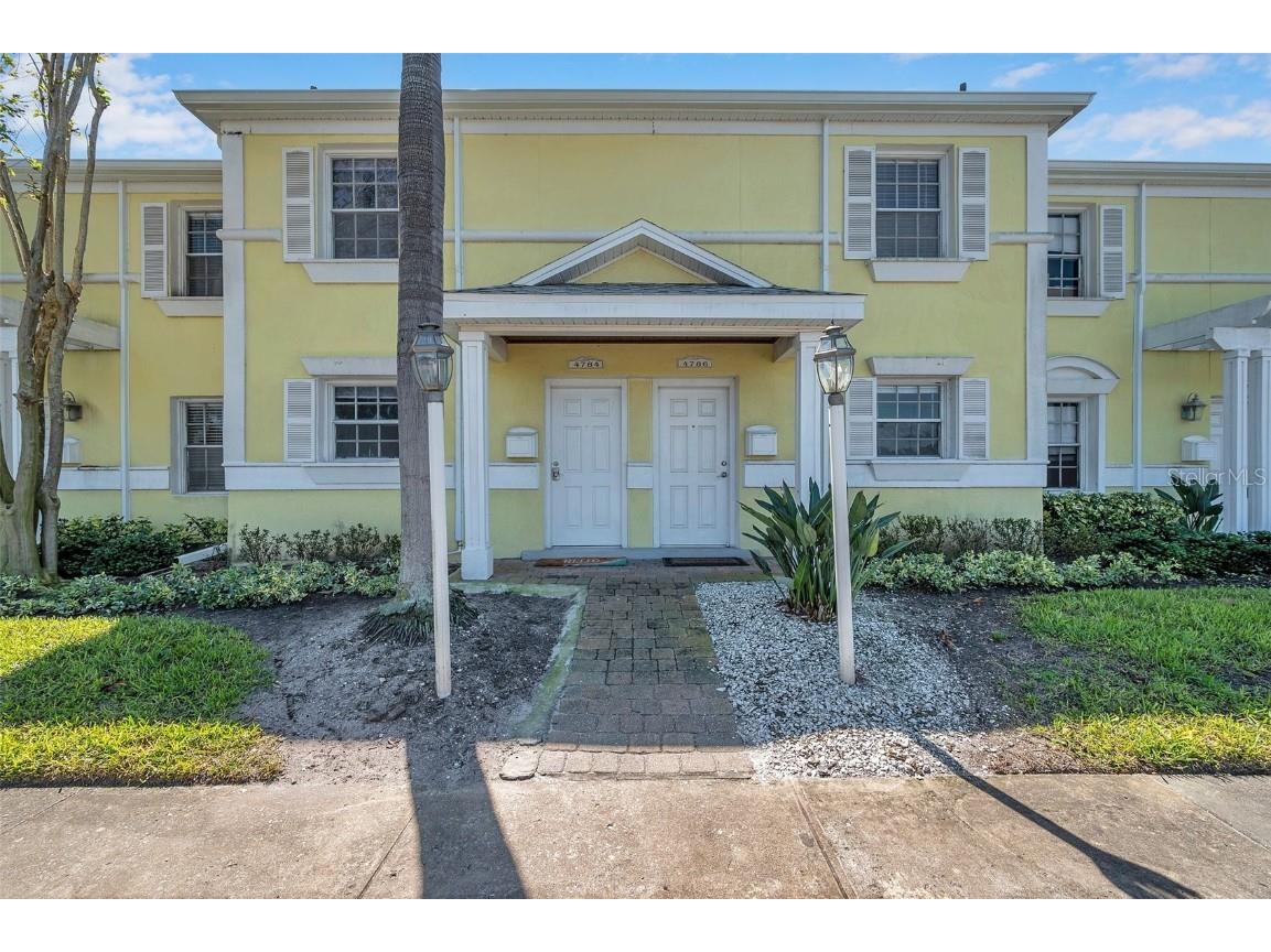 4784 Snook Drive SE Saint Petersburg FL 33705 U8229882 image1