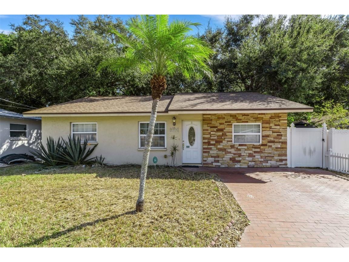 4785 Watkins Avenue Sarasota FL 34233 A4587854 image1