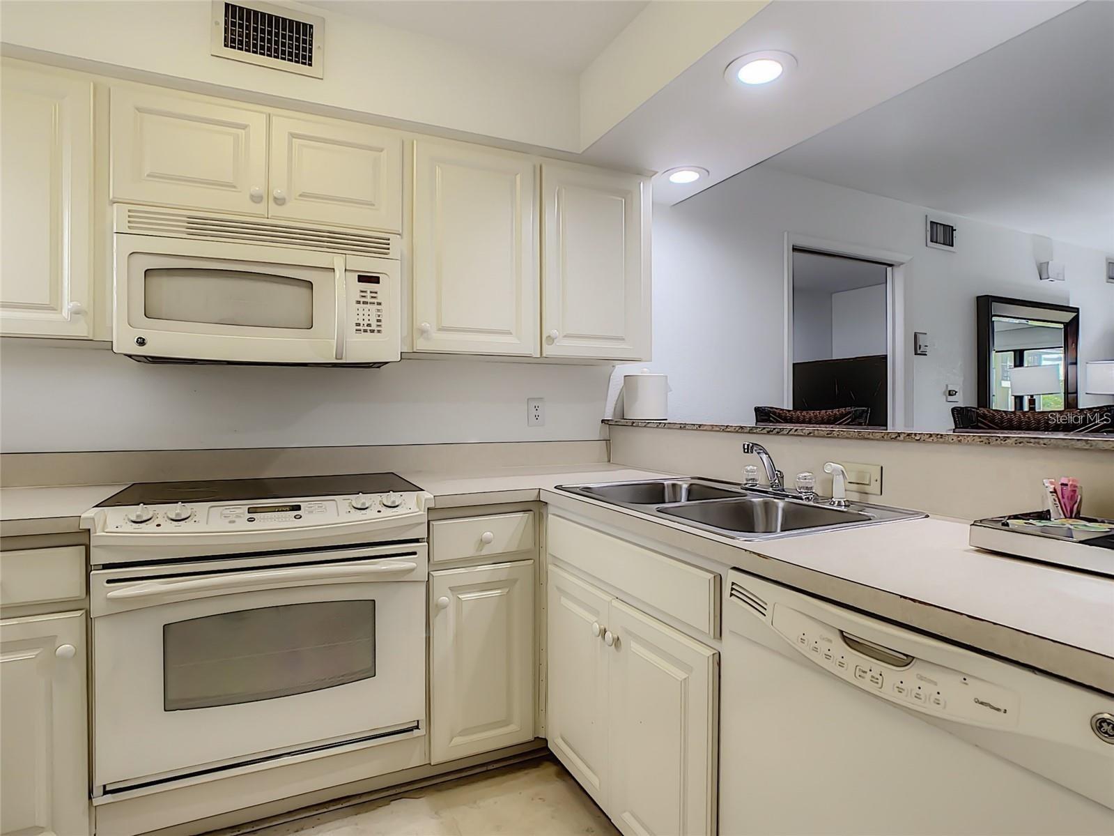 4786 Fox Hunt Drive #B717 Wesley Chapel FL 33543 TB8527173 image3
