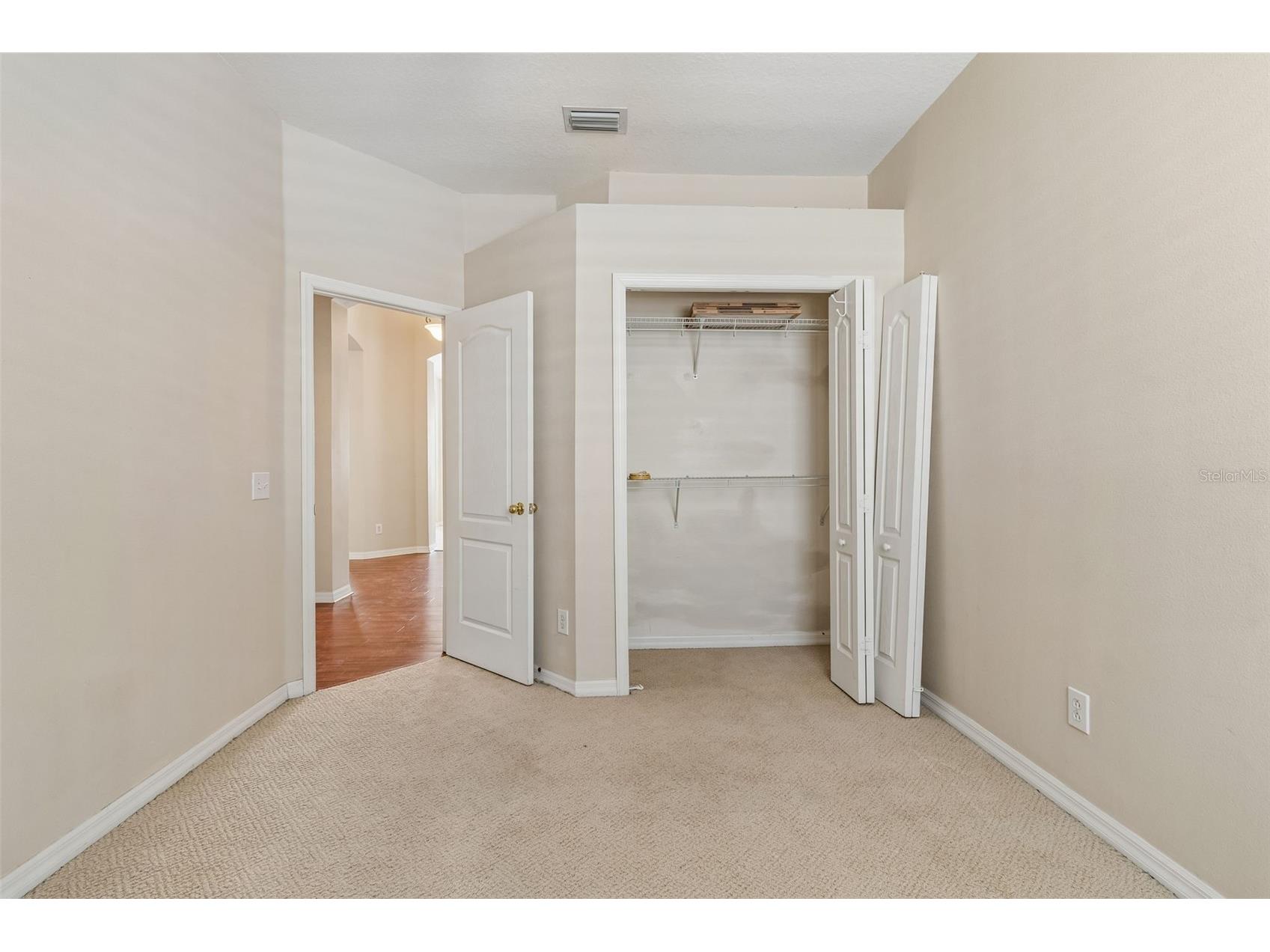 4789 Whispering Wind Avenue Tampa FL 33614 TB8499395 image32