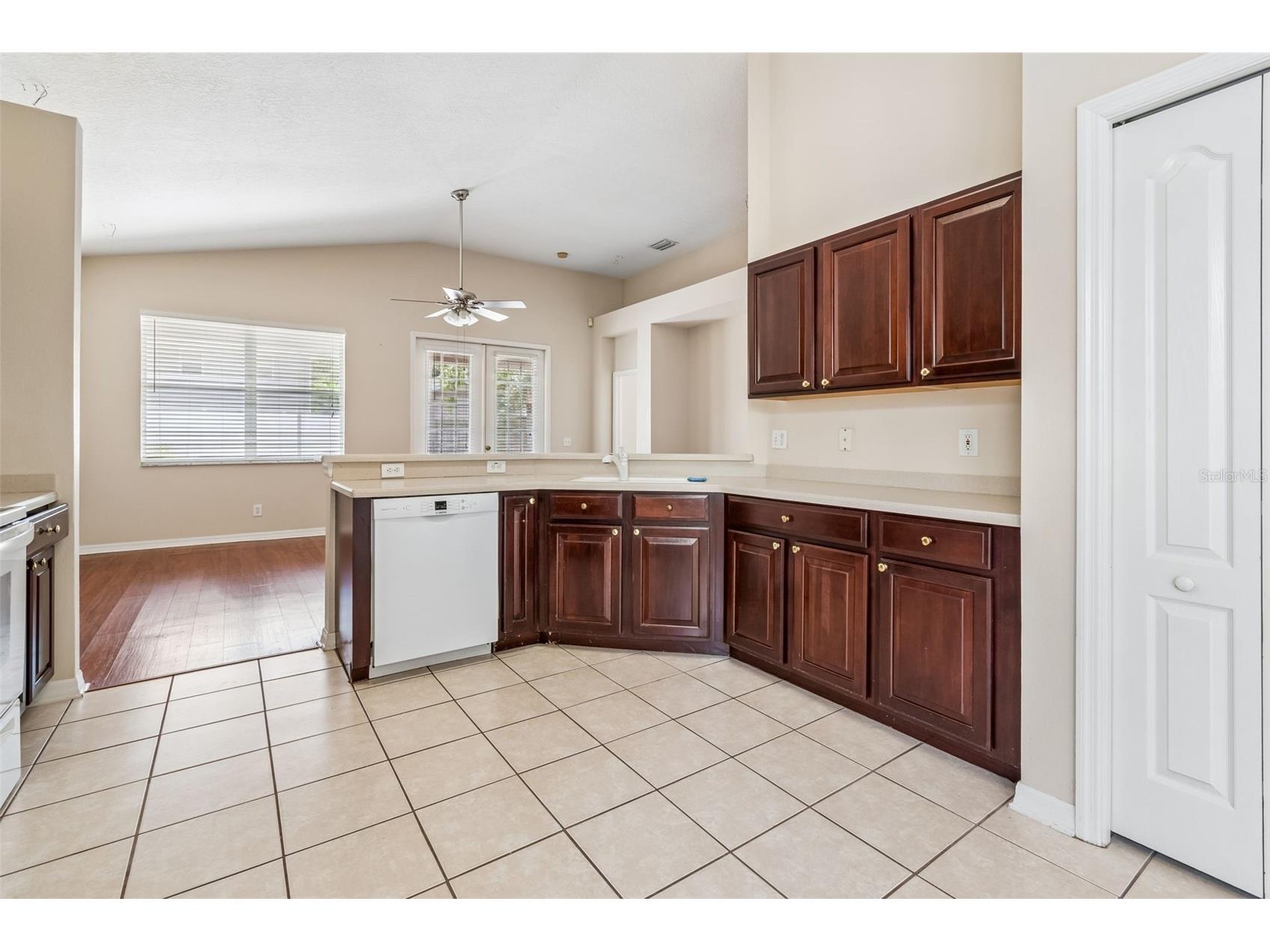 4789 Whispering Wind Avenue Tampa FL 33614 TB8499395 image46