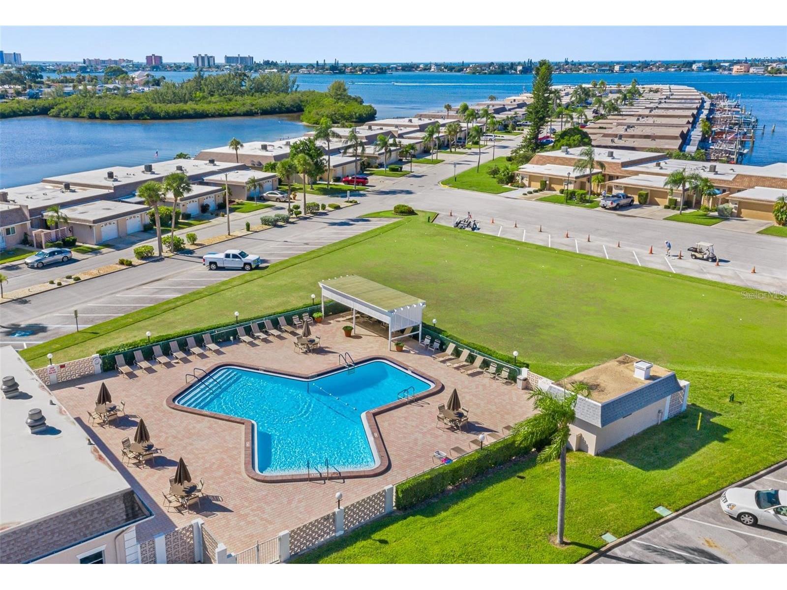 479 Boca Ciega Point Boulevard S #1205 Saint Petersburg FL 33708 - BOCA CIEGA BAY TB8489981 image37