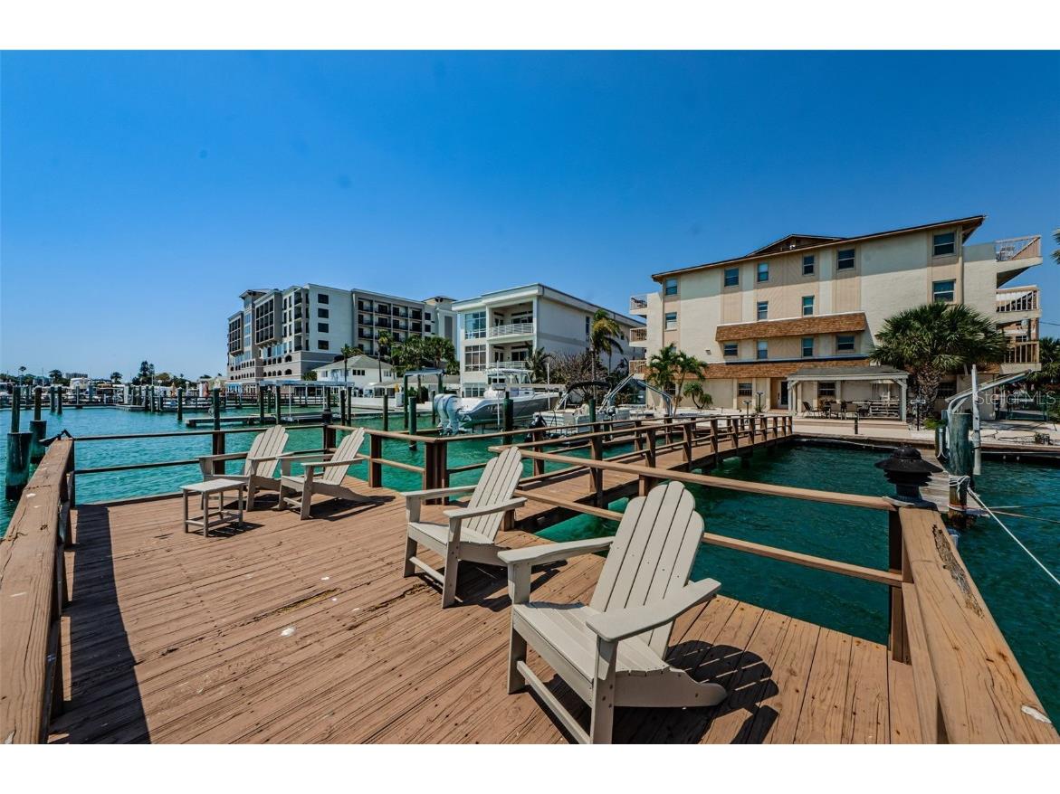 479 E Shore Dr #8 Clearwater FL 33767 - MANDALAY CHANNEL TB8359493 image1