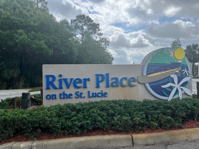 479 NE Canoe Park Circle Port Saint Lucie FL 34983 C7471650 image1