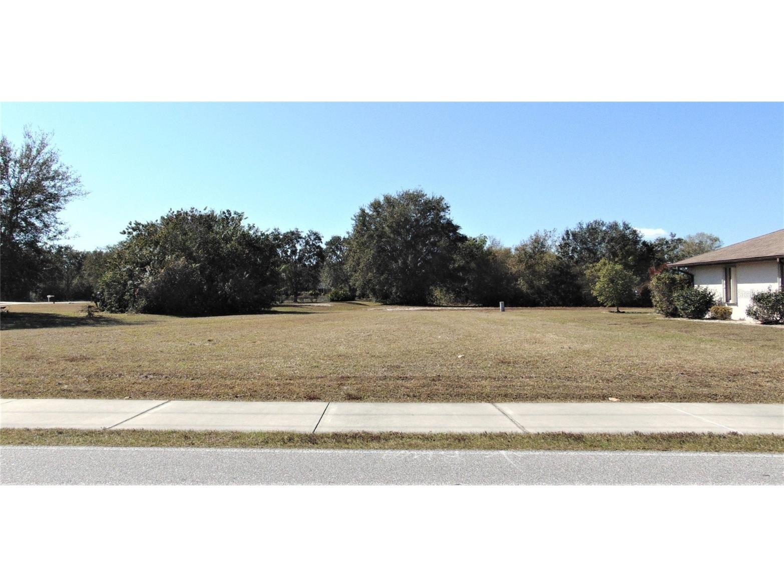 479 Rio De Janeiro Avenue Punta Gorda FL 33983 C7455156 image1