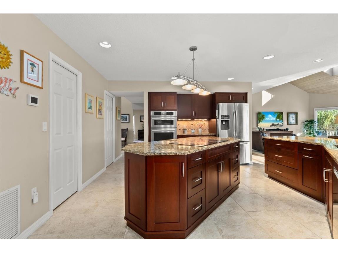 479 South Creek Drive Osprey FL 34229 - SOUTH CREEK/INTRACOASTAL N6141722 image16