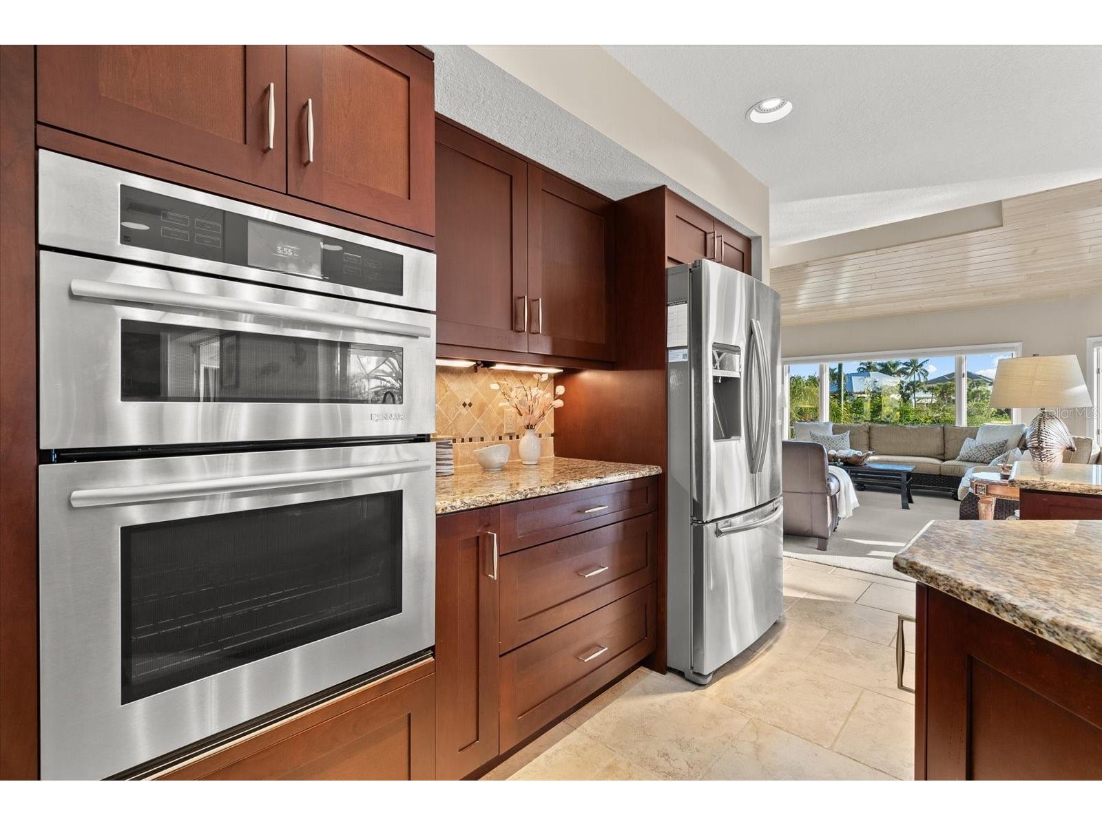 479 South Creek Drive Osprey FL 34229 - SOUTH CREEK/INTRACOASTAL N6141722 image16