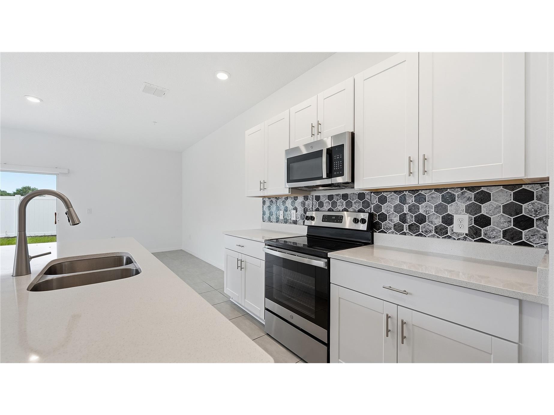 4790 Revolutionary Way Saint Cloud FL 34769 O6417373 image7