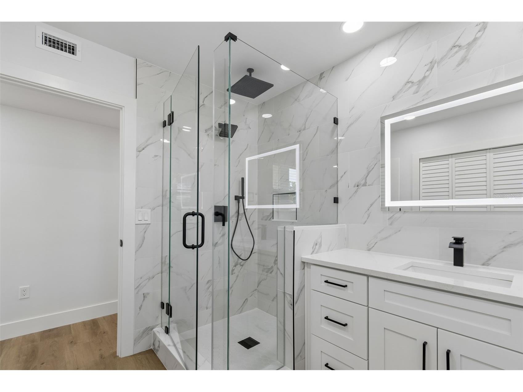 4790 Shore Acres Boulevard NE Saint Petersburg FL 33703 TB8499243 image32